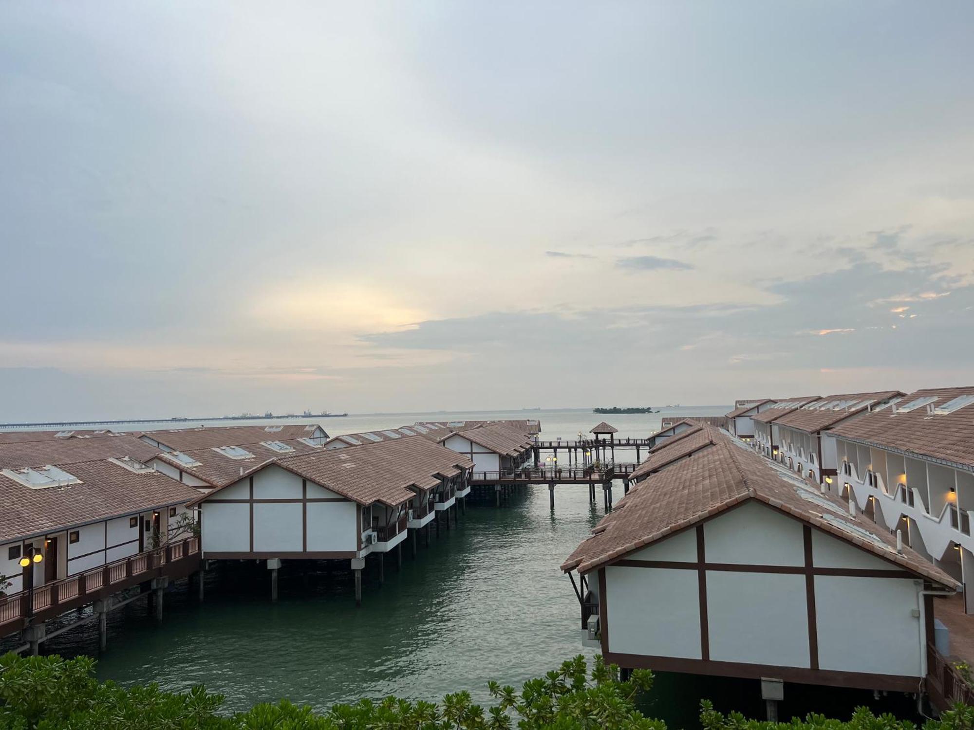 Water Chalet Pd Private Unit Port Dickson Bagian luar foto